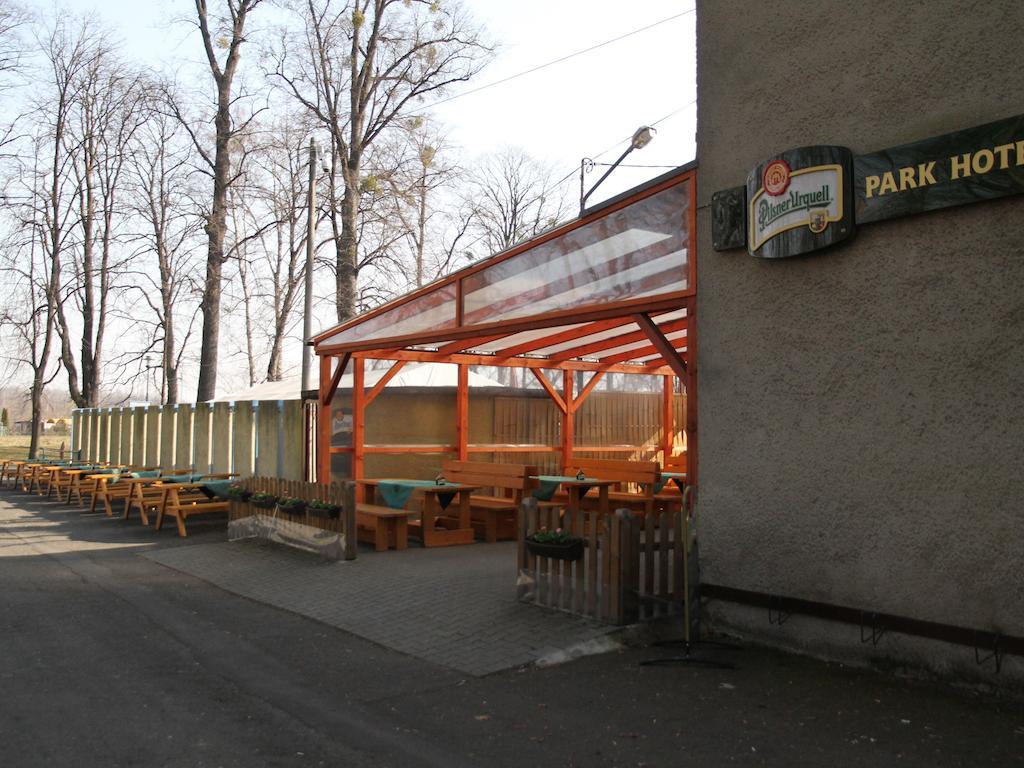 Parkhotel Opava Bagian luar foto