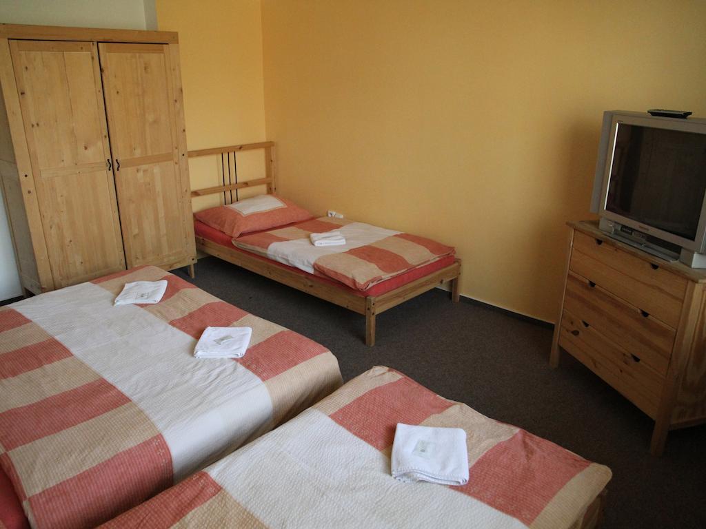 Parkhotel Opava Bagian luar foto