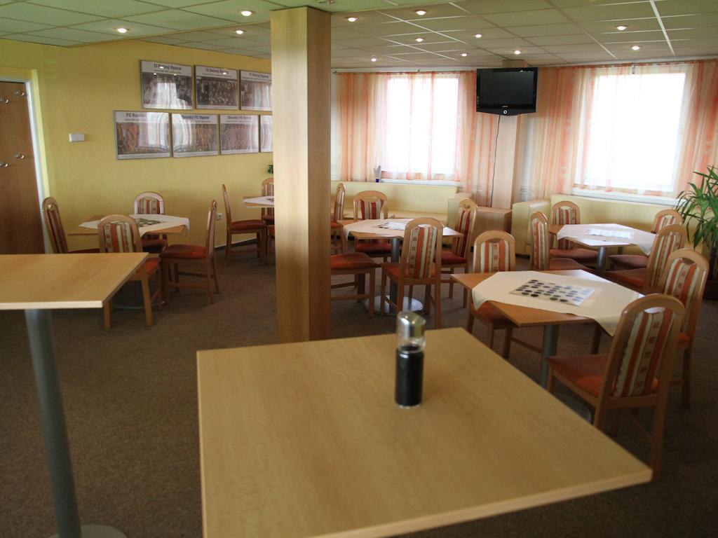 Parkhotel Opava Bagian luar foto